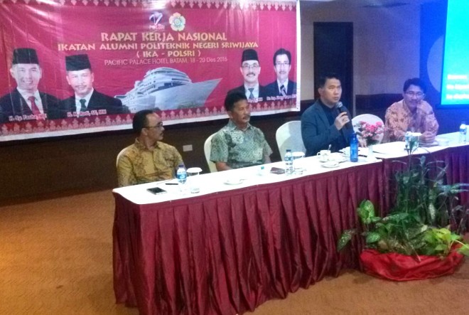 Walikota Jambi sedang Memimpin Rakernas